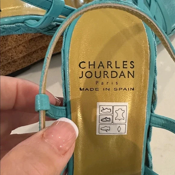 Charles Jourdan Wedges - Picture 8 of 8